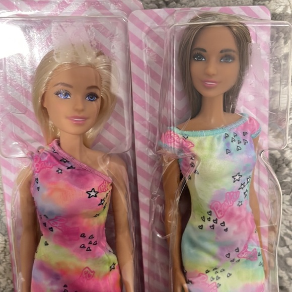 Barbie bundle - Picture 2 of 6